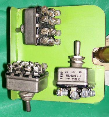 Cutler-hammer toggle switch, 4PDT, milspec MS25308-312