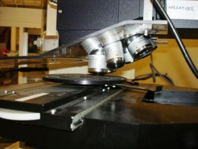 Leica VMSC300 wafer inspection microscope