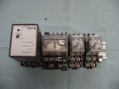 Oriental motor SS21M control pack mounted w/relays <