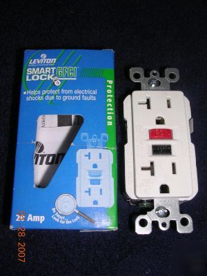 Leviton smart lockâ„¢ gfci with lockout action 20 amp 