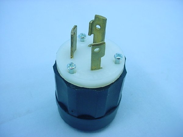 Leviton L6-30 locking plug twist lock 30A 250V 2621