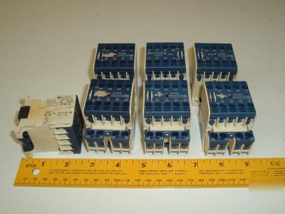 Lot of 7 telemacanique contactor CA2-en 131