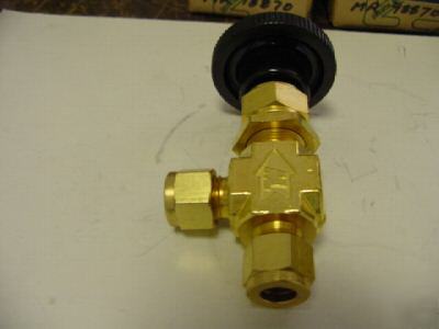 New swagelok whitey b-1RS6-a valve >