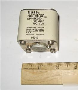 Bussman ultra fast acting semiconductor fuse, 300 amp