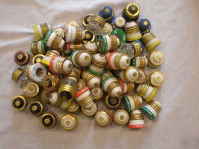 New lot of 160 fuses & used