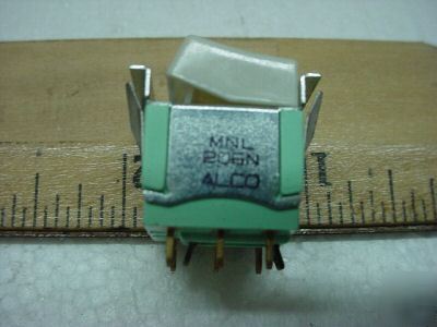 Rocker switch dpdt on/on lighted MNL206N ( qty 95 ea )