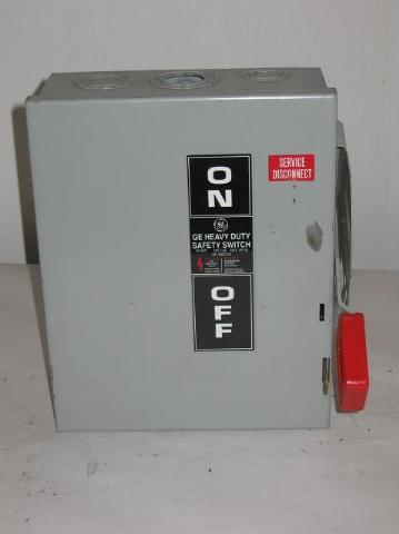 G.e. THHN3361 600V/30A/3P nf safety switch