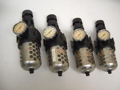 Master pneumatic pressure regulator lot of 4