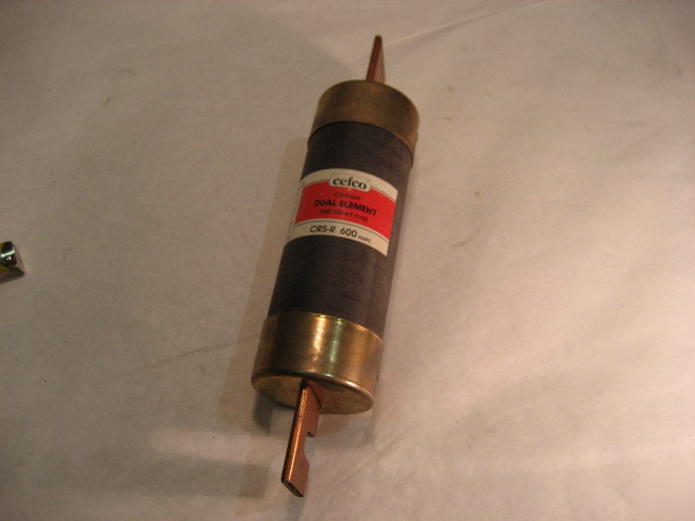 Cefco crs-r 600 a dual element time delay fuse