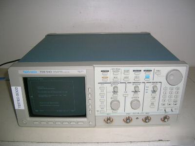 Tektronix TDS540 4CH. digitizing oscilloscope 500MHZ