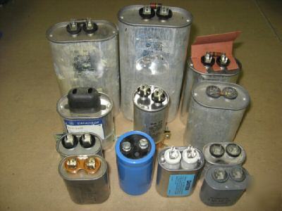 Lot of 12 assorted capacitors