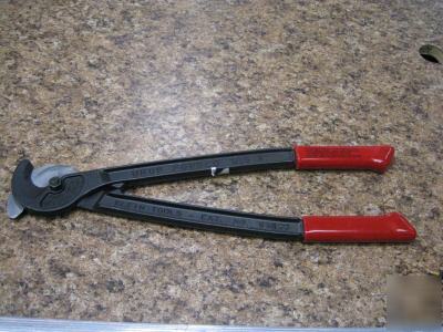 P1 klein tools 16 3/4 in utility cable cutters