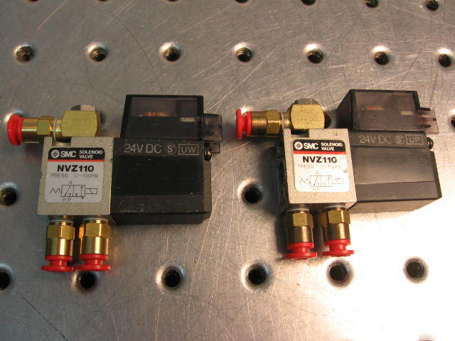 G34282 two smc NVZ110 solenoid valves 24V dc