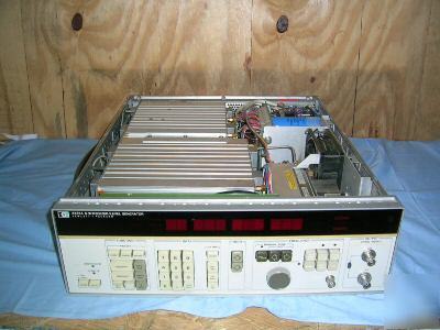 Qty 2 hp 3335A synthesizer/level generator 1 lot deal