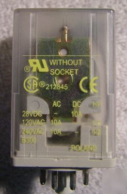New square d general purpose relay 8501 KPD12P14V53 