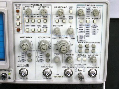 Tektronix 2445B 4CH. 150MHZ bw analog oscilloscope 