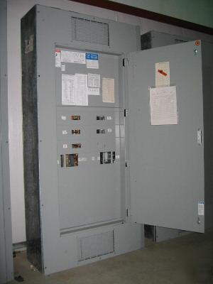 Westinghouse PRL4 breaker panelboard 800 amp lug PRL4B