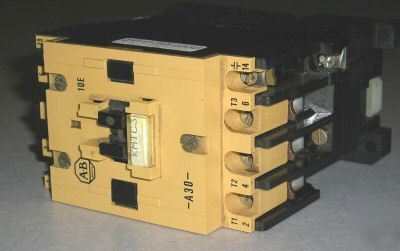 Allen bradley non-reversing contactor cat 100-A30ND3