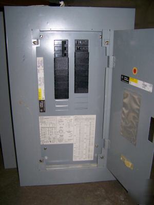 Ge 125AMP main mlo circuit breaker panelboard 208/120
