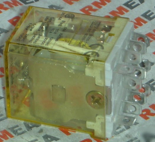 Idec RH3B-ulc relay used