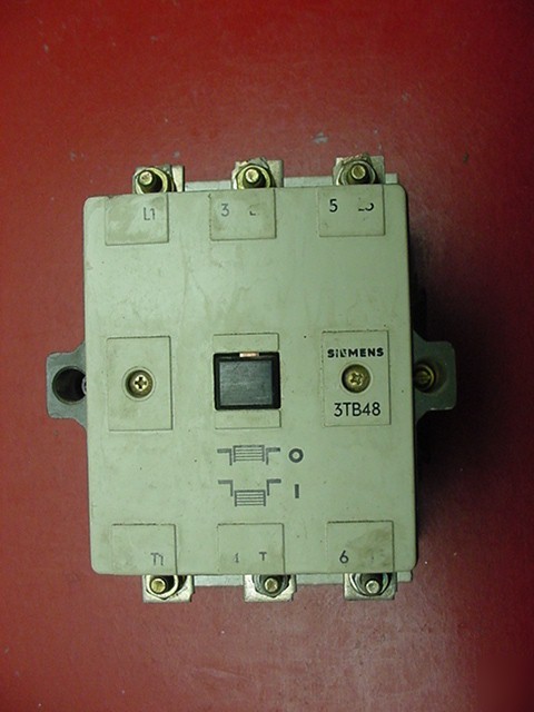 Siemens 3TB48 contactor 3 pole 100 amp 110-132 v coil