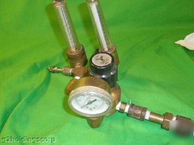 Variflo valve pressure regulator