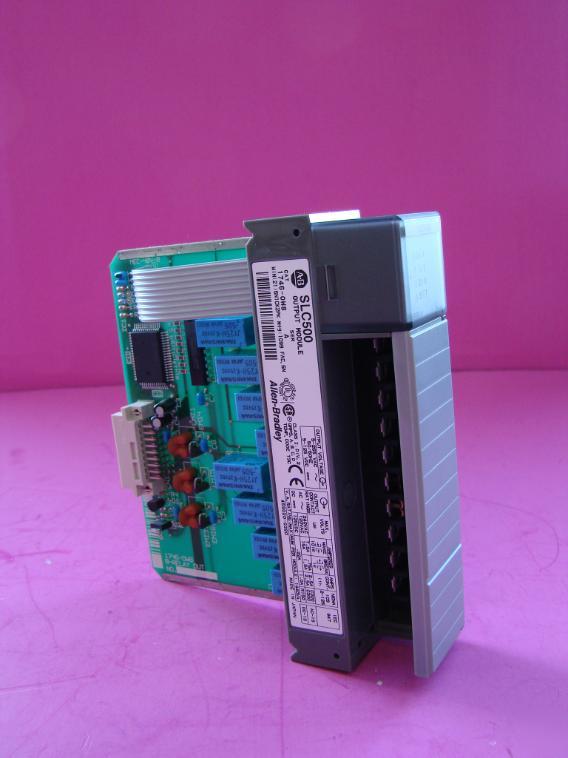 Allen bradley 1746-OW8 slc 500 output module #7417 g