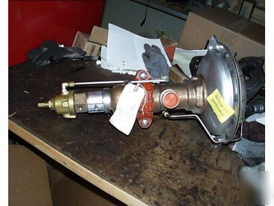 Leslie controls blend valve steam hot water surplus