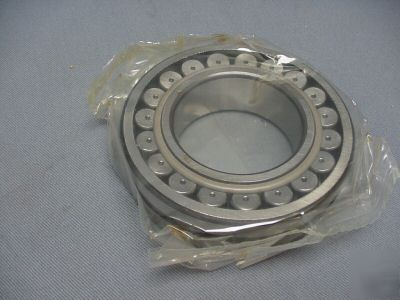 Skf 60MM sealed roller bearing â€“ part no. 22212E/C3
