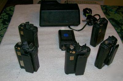 Lot six 6 motorola saber 1 uhf 458-490MHZ submersible