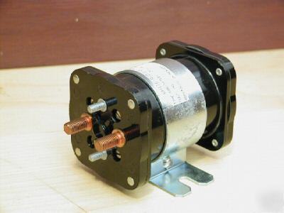 36V dc 200A/100A solenoid relay white-rodgers 586-31711