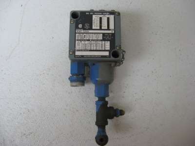 Allen-bradley(836T-T253J) pressure control unit