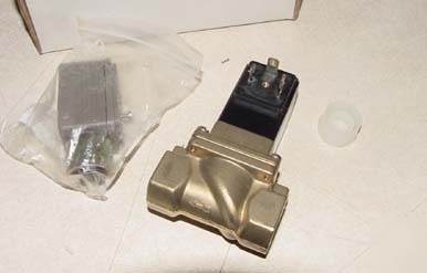 New omega engineering safety shutoff valve in box
