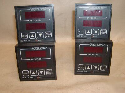 Watlow temperature controls 4 ea. series 945 used