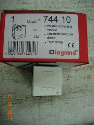 Double push-button dimmer #74410 legrand 2-position
