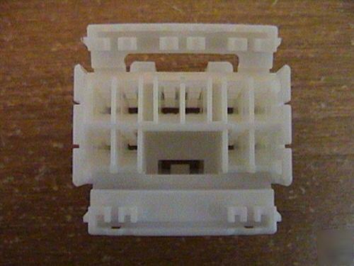 Lot of 50 tyco electronic multi-lock connector housings