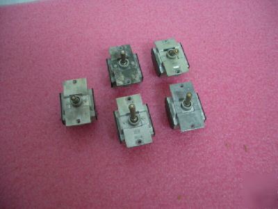 5X toggle switch 3 position military spec nos