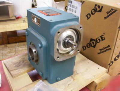Dodge adaptable tigear rightangle c-face reducer 25:1