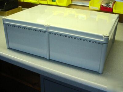 Non-metallic nema 4X IP67 enclosure 22X15X7 screw cover