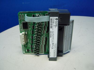 Allen bradley output module m/n: 1746-OB32 - tested