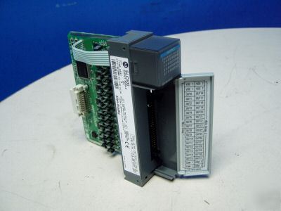 Allen bradley output module m/n: 1746-OB32 - tested