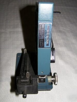 Amp tyco trigger action production hand crimp tool 