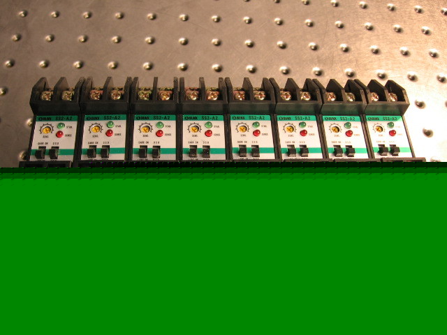G24492 eight sunx SS2-A2 units in rack mount