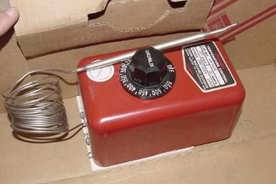 New chromalox temperature controller 263046 in box