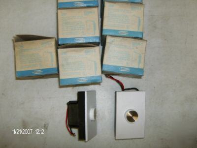 Leviton #60800-3 dimmer control 3-way, white