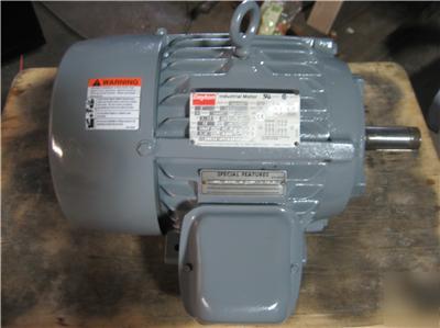 Dayton electric motor 5HP, 208 volt 3PHASE works good