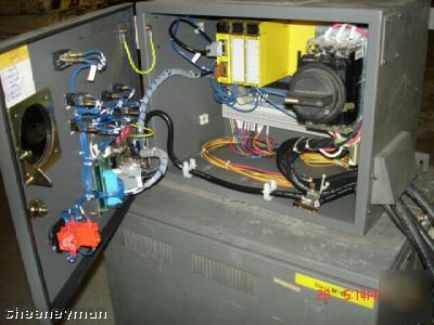 Fanuc RJ2 M6I robot teach pendant located in mi (2)