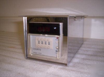 Omron 4 digit counter model H7AN digital