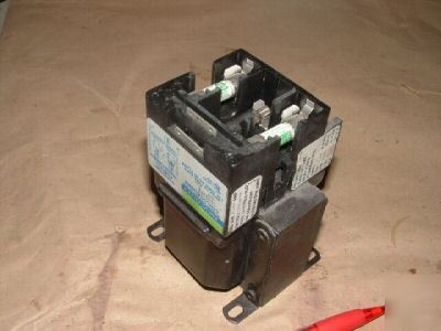 General signal E1053PB step up/down transformer .105VA