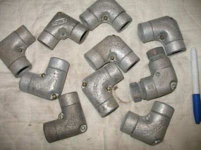 Lot of 10 conduit 90 deg pulling elbows fittings 3/4